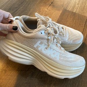 Hoka Bondi 8
